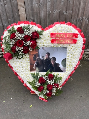 3ft standing heart 2