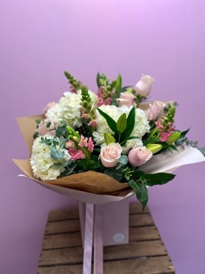 Mother’s Day pretty pink handtied