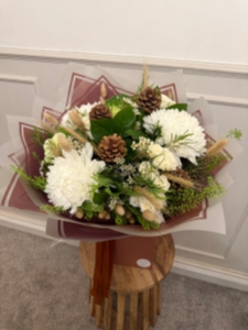 Naturally Christmas bouquet