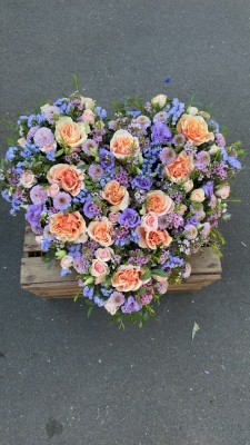 Pastels rose heart