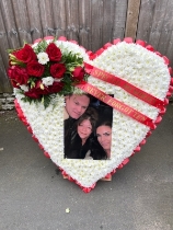 3ft standing heart 3