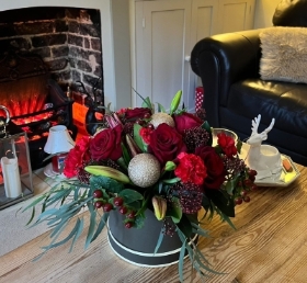 Christmas greetings hatbox