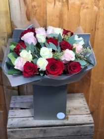 Mixed Twelve Roses bouquet